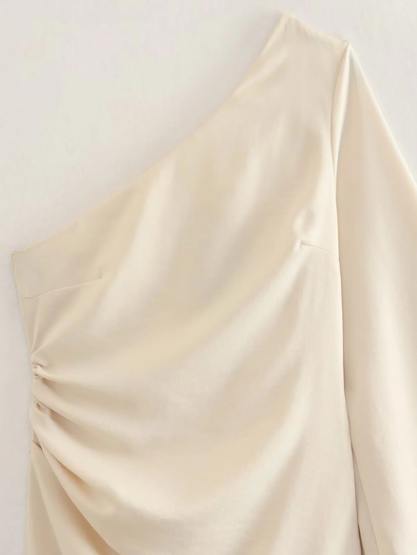 Pleated Slim-fit Slant-cut Bottom Tassel One-shoulder Vacation Casual Dress