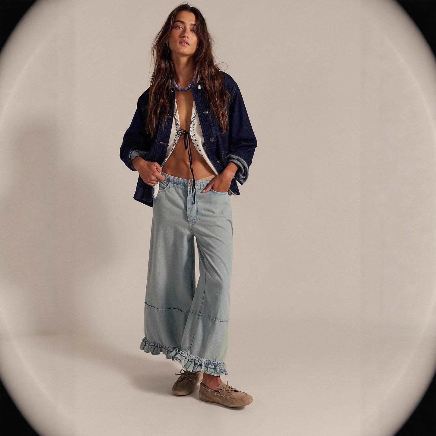 Wide-leg Cropped Lace Jeans