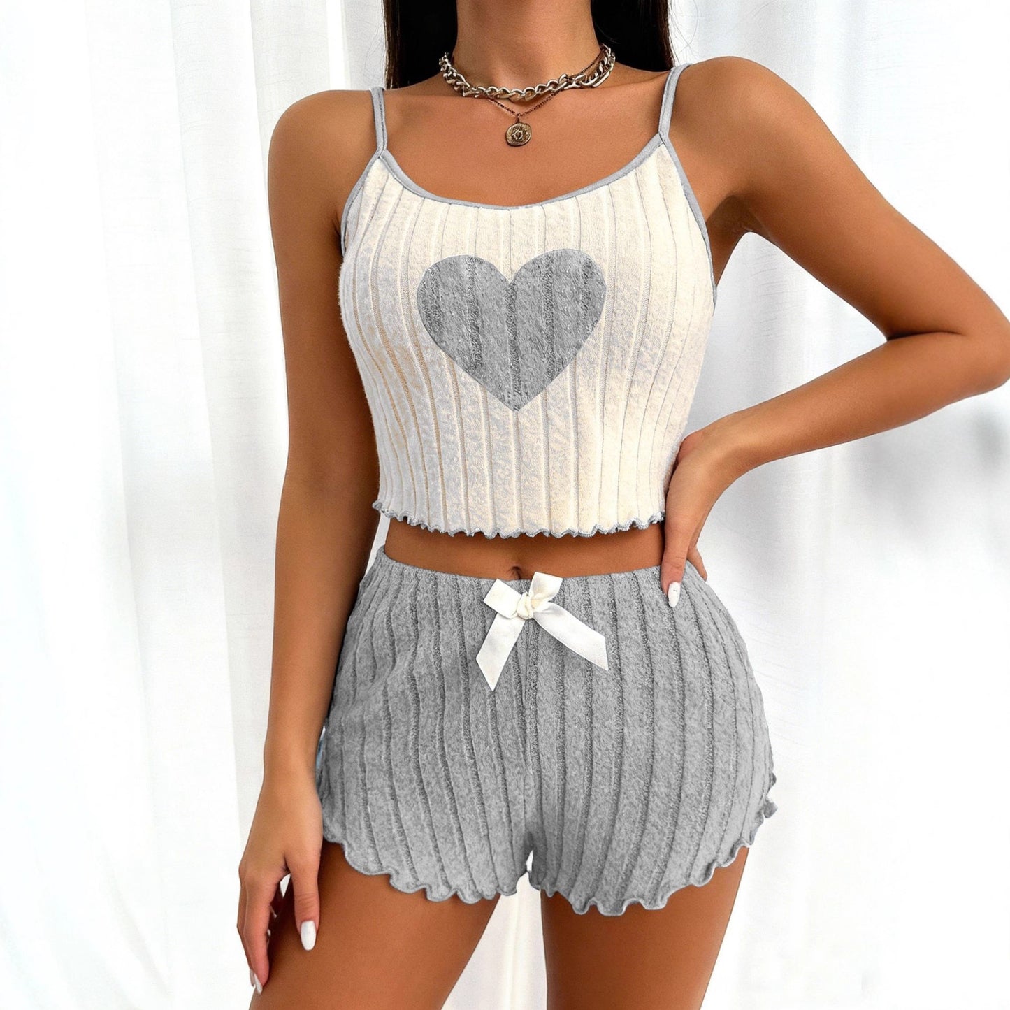 Casual Two-piece Set Featuring Loose-fitting Shorts And A Tank Top