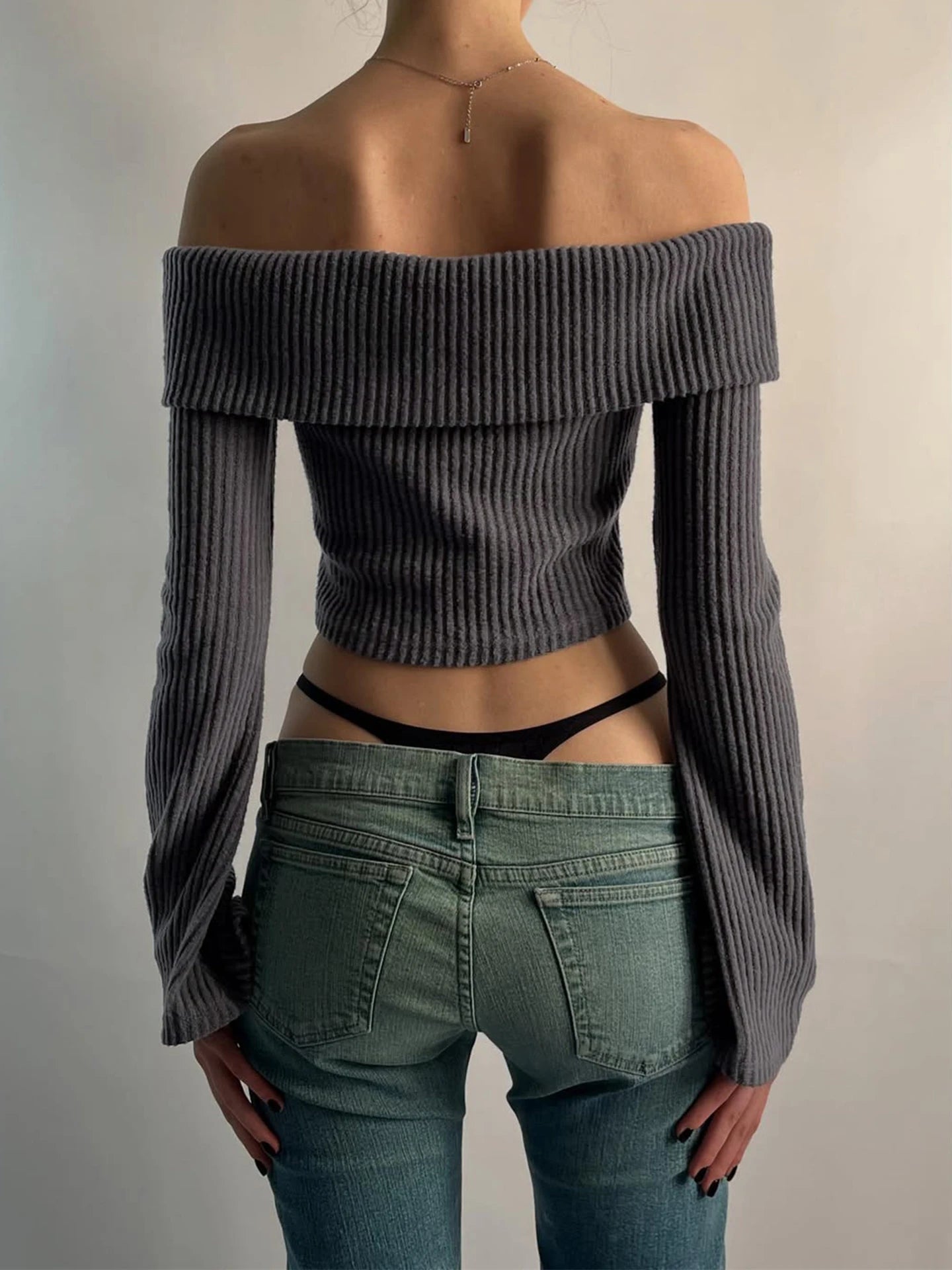 Hugcitar small size Elegant Slash Neck Long Flare Sleeve Sexy Slim Crop T-Shirt Top Autumn Winter Women Casual Clothes Party Streetwear