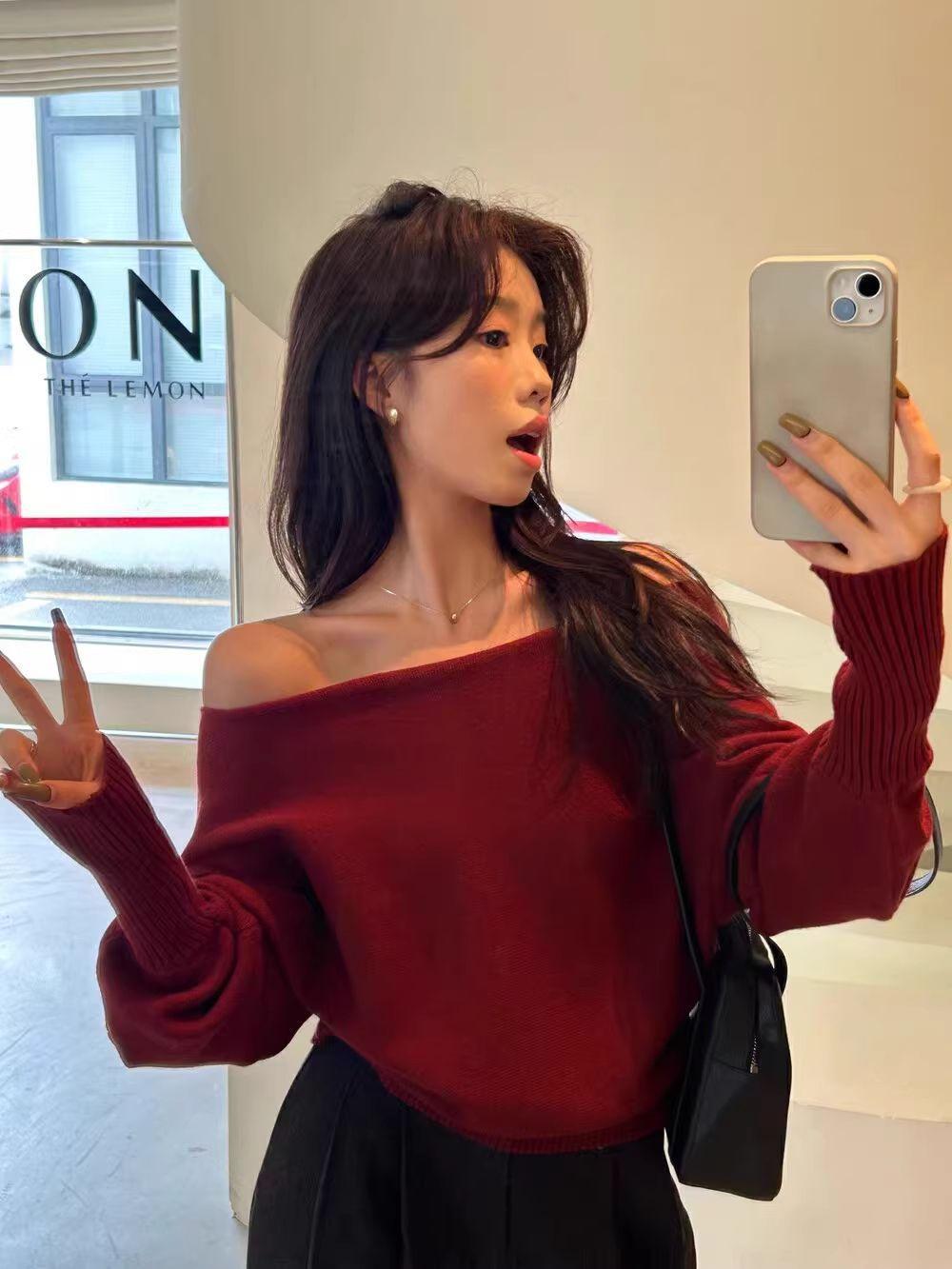 Long-sleeve Knit Top Slanted Shoulder Blouse