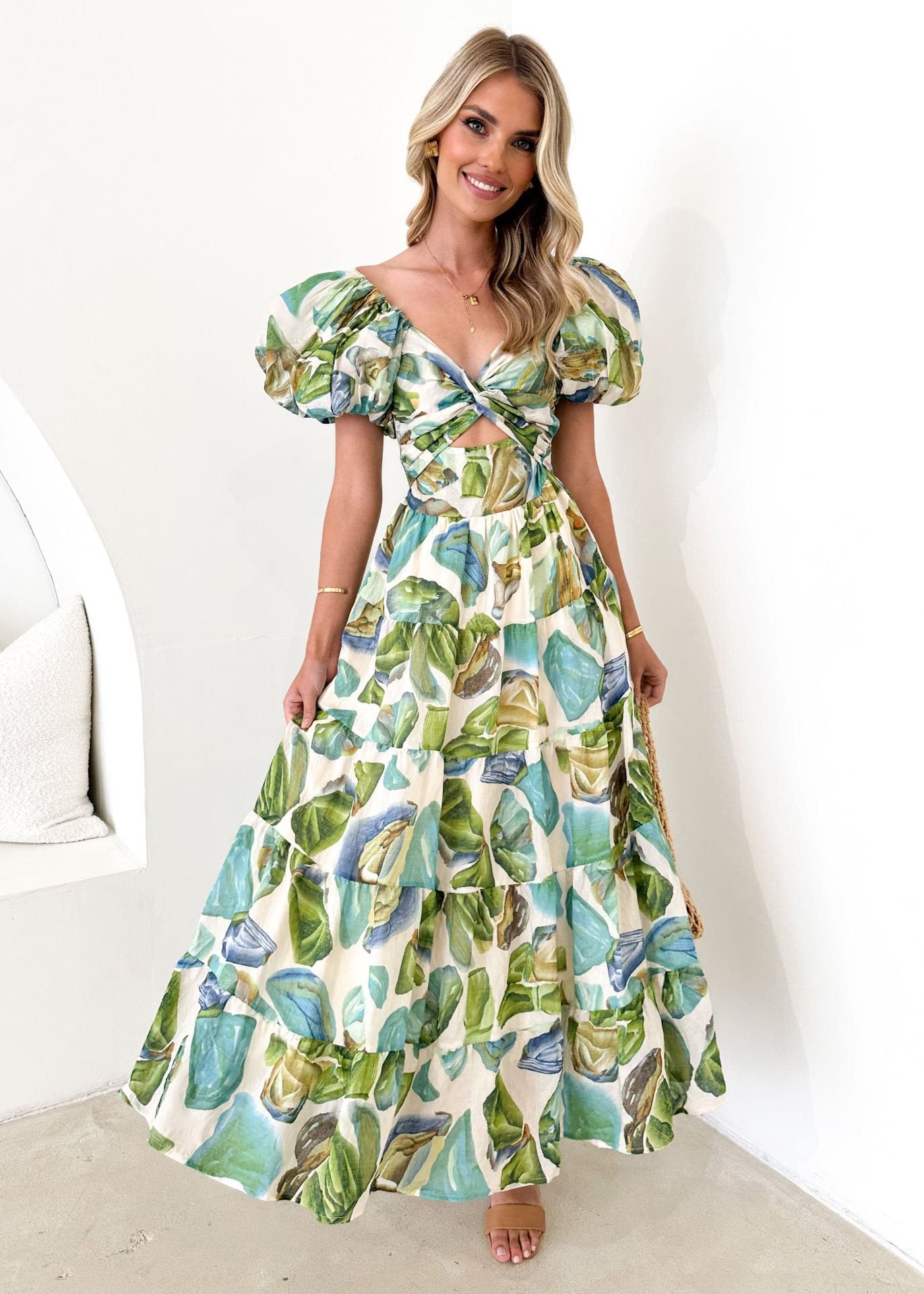 Flared Silhouette Floral Print And Puffed Sleeves Summer Dress