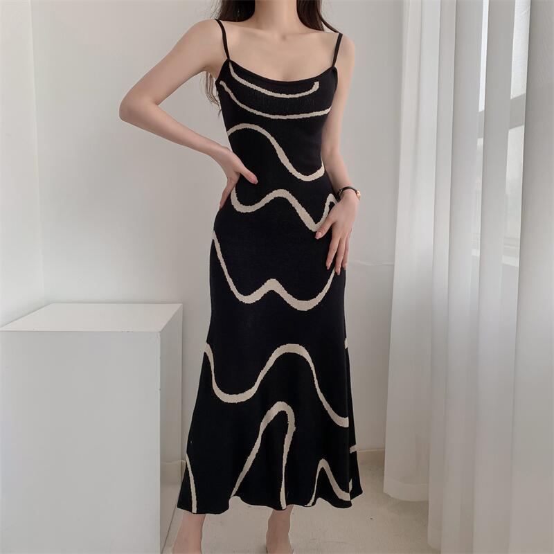 Summer New Suspender Knitted Dress Wave Pattern Gentle Casual Mid-length