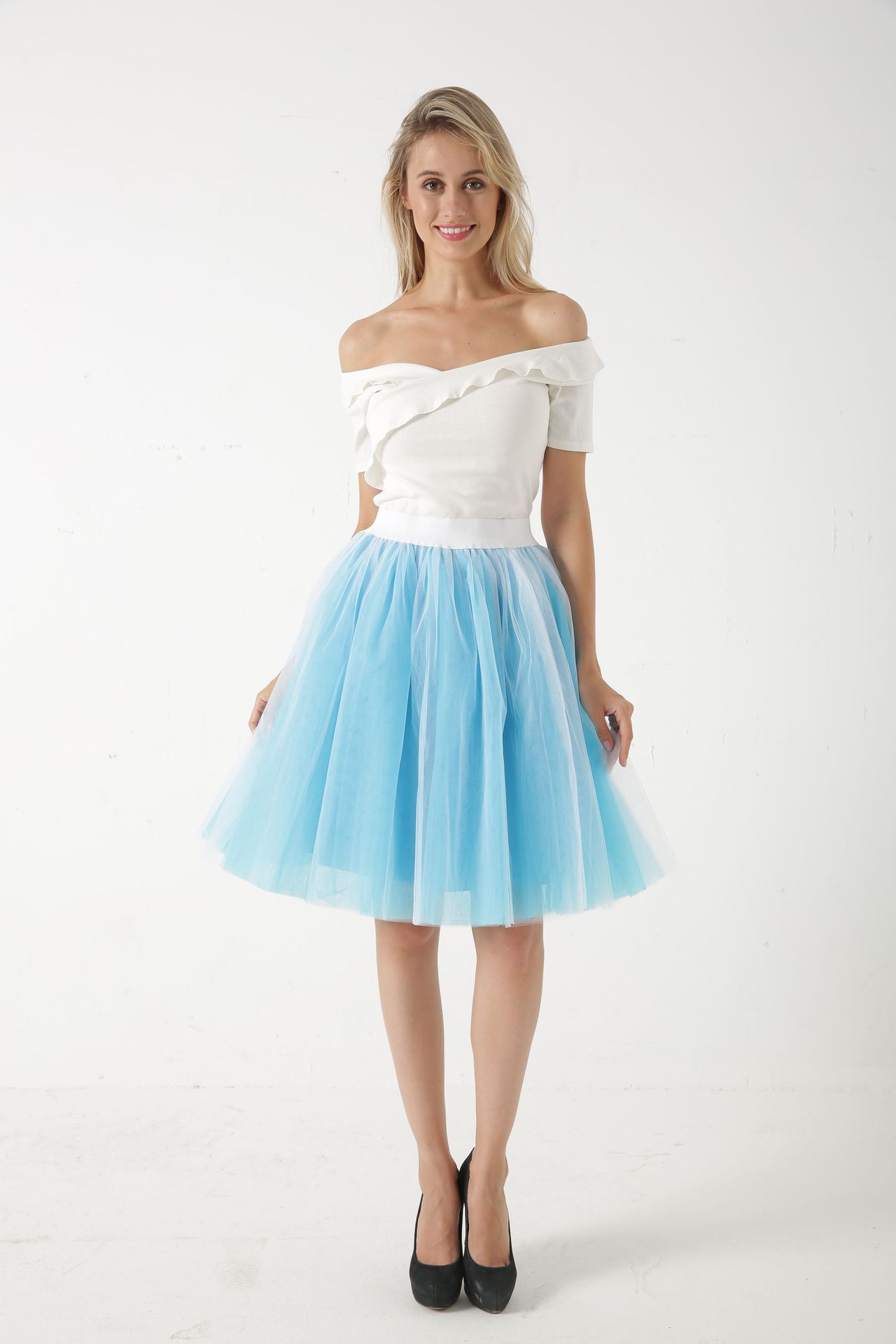 Mesh Pleated Bubble Skirt