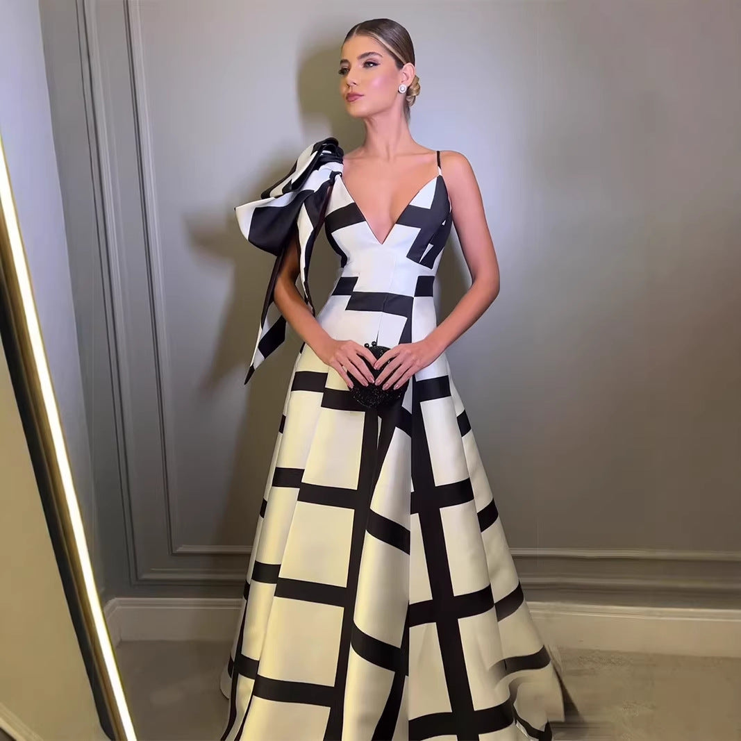 Figure-hugging Plaid Dress