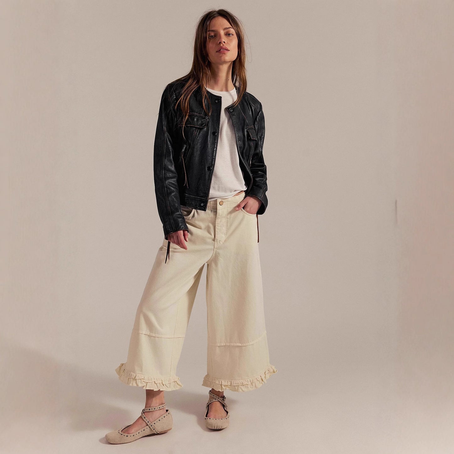 Wide-leg Cropped Lace Jeans