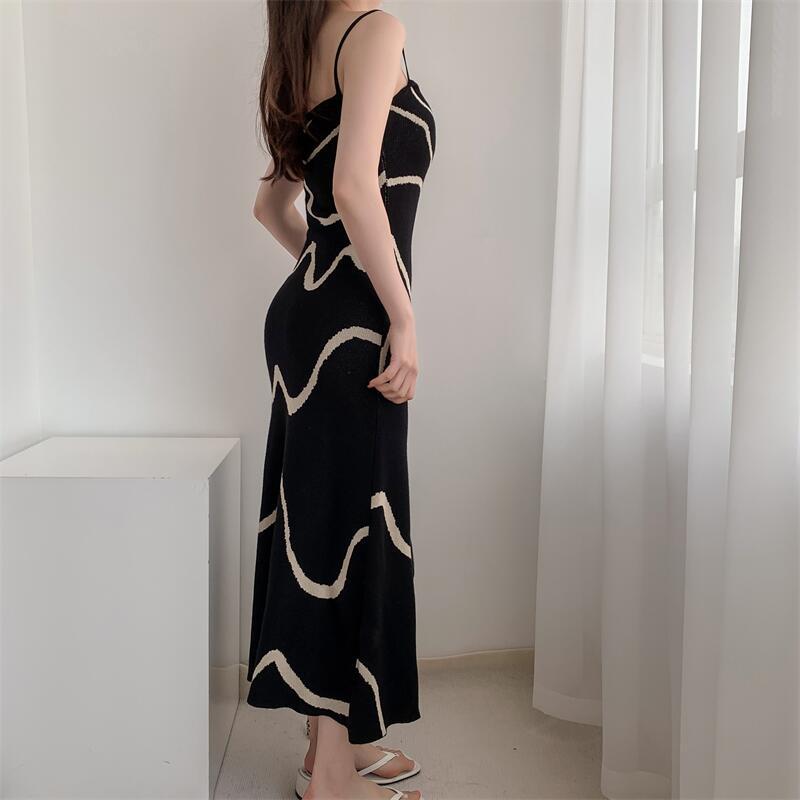 Summer New Suspender Knitted Dress Wave Pattern Gentle Casual Mid-length